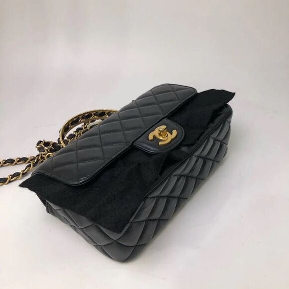 Chanel Women Pre-Loved Bag Very Good Condition - Picture 6 of 9